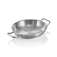 Bratpfanne DeLuxe, Edelstahl, Sandwichboden, Ø 240 mm, Schüttrand, zwei Griffe Bratpfanne DeLuxe, Edelstahl, Sandwichboden, Ø 240 mm, Schüttrand, zwei Griffe