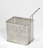 Die Abbildung zeigt den Edelstahl-Nudelkorb mit dem Griff nach rechts stehend auf einem grauen Boden. Die Abbildung zeigt den Edelstahl-Nudelkorb mit dem Griff nach rechts stehend auf einem grauen Boden.